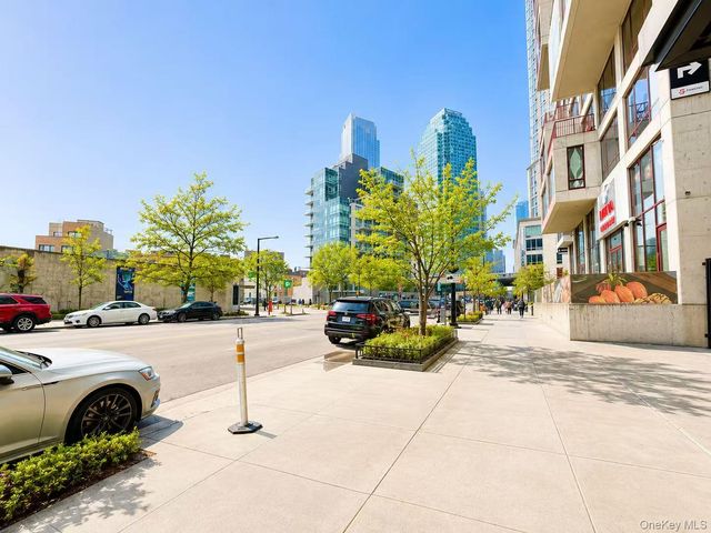 2218 Jackson Avenue 1006, Long Island City, NY 11101