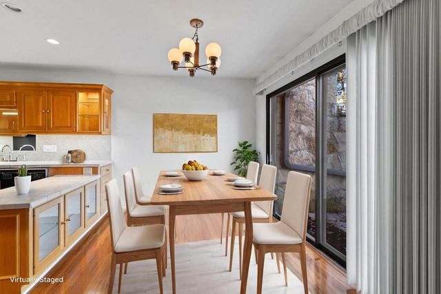 998 Lake Country COURT, Oconomowoc, WI 53066