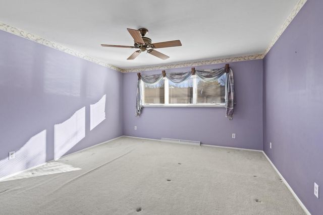 998 Lake Country COURT, Oconomowoc, WI 53066