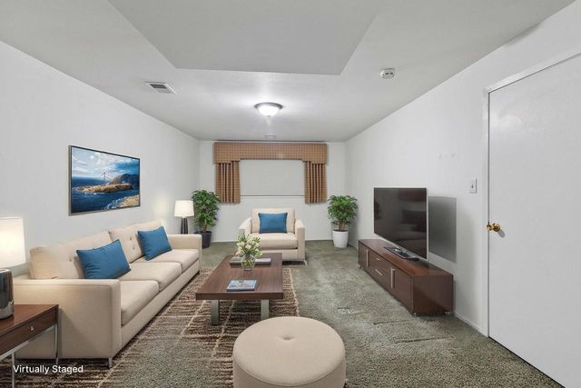 998 Lake Country COURT, Oconomowoc, WI 53066