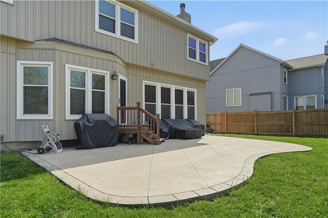 15204 OUTLOOK Street, Overland Park, KS 66223
