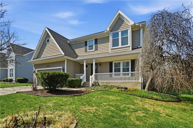 15204 OUTLOOK Street, Overland Park, KS 66223