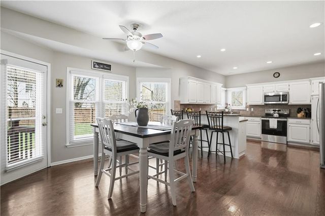 15204 OUTLOOK Street, Overland Park, KS 66223