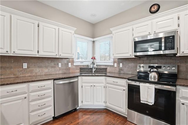 15204 OUTLOOK Street, Overland Park, KS 66223