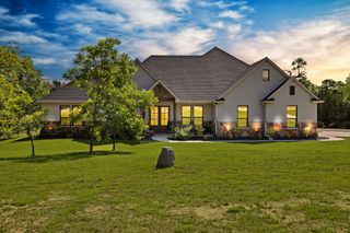 300 Constitution Court, Weatherford, TX 76088