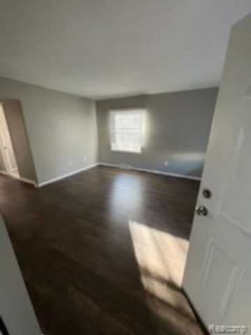 2224 Guthrie Avenue, Royal Oak, MI 48067