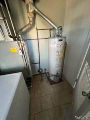 2224 Guthrie Avenue, Royal Oak, MI 48067