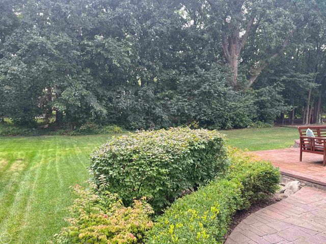 17630 Eider Drive, Clinton Twp, MI 48038