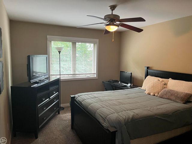 17630 Eider Drive, Clinton Twp, MI 48038