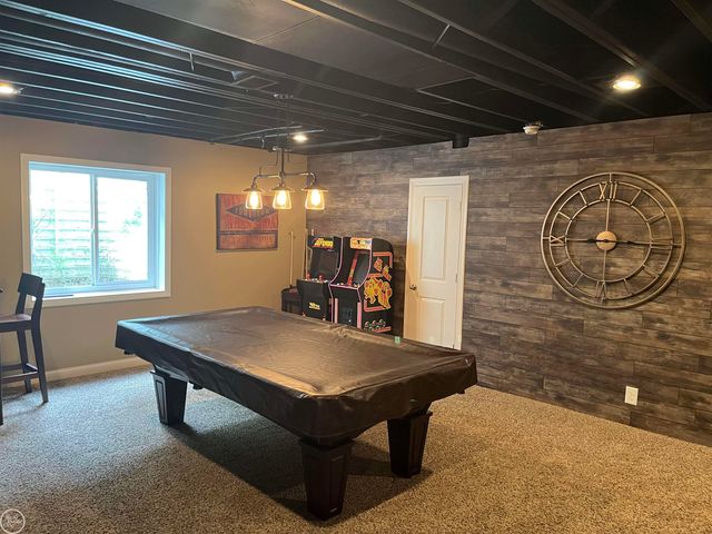 17630 Eider Drive, Clinton Twp, MI 48038