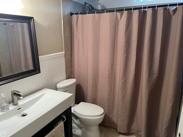 17630 Eider Drive, Clinton Twp, MI 48038