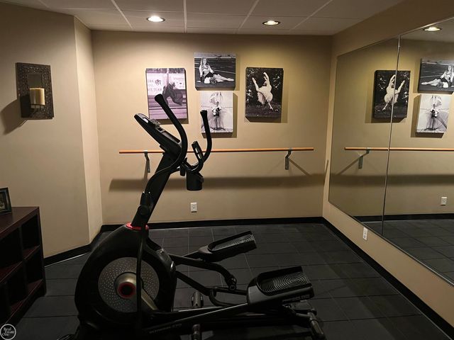 17630 Eider Drive, Clinton Twp, MI 48038