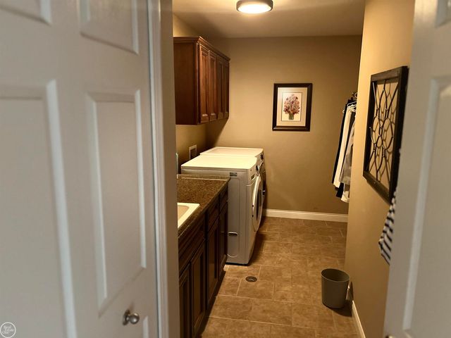 17630 Eider Drive, Clinton Twp, MI 48038