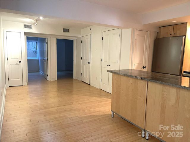 37 Hiawassee Street W106, Asheville, NC 28801