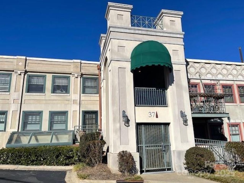 37 Hiawassee Street W106, Asheville, NC 28801