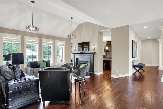 5871 Claybourne Drive, Bargersville, IN 46106