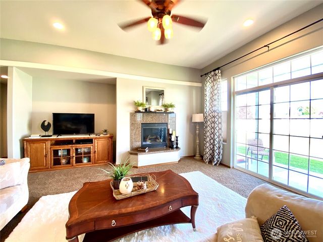 9500 SE Castlewood Drive, Moses Lake, WA 98837