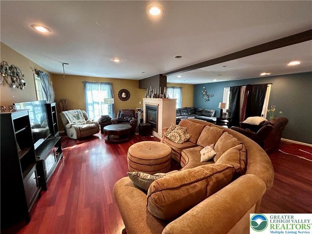 6233 Hunsicker Road, Heidelberg Twp, PA 18066