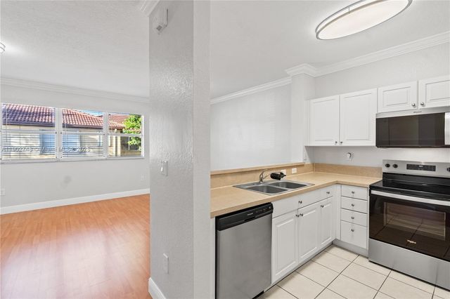 1398 NE 33rd Ave 201-25, Homestead, FL 33033