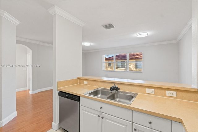 1398 NE 33rd Ave 201-25, Homestead, FL 33033