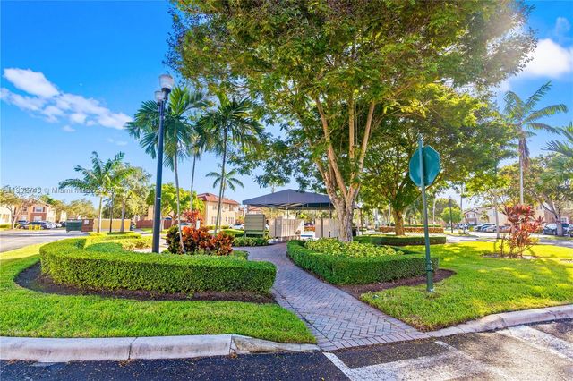 1398 NE 33rd Ave 201-25, Homestead, FL 33033