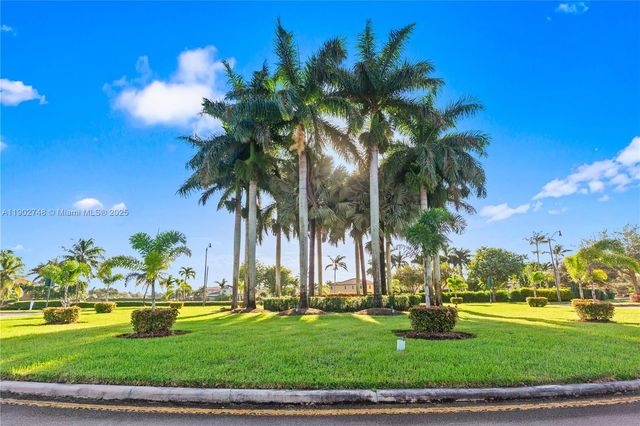 1398 NE 33rd Ave 201-25, Homestead, FL 33033