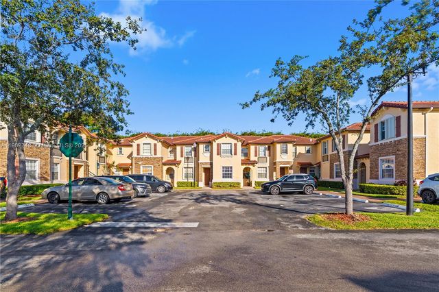 1398 NE 33rd Ave 201-25, Homestead, FL 33033
