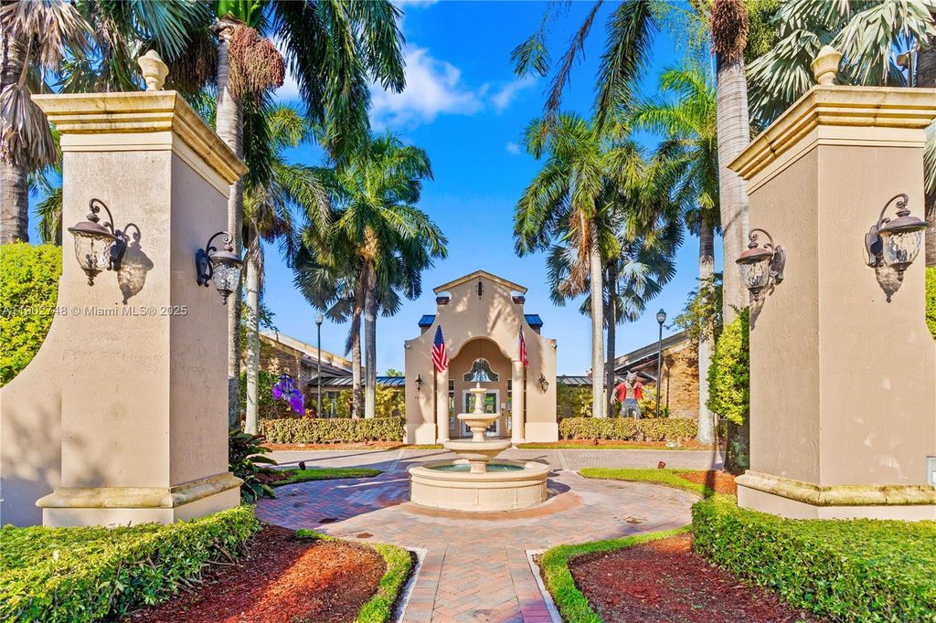 1398 NE 33rd Ave 201-25, Homestead, FL 33033