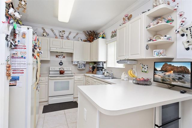 13364 SW 143rd St, Miami, FL 33186