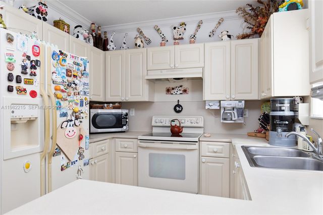 13364 SW 143rd St, Miami, FL 33186