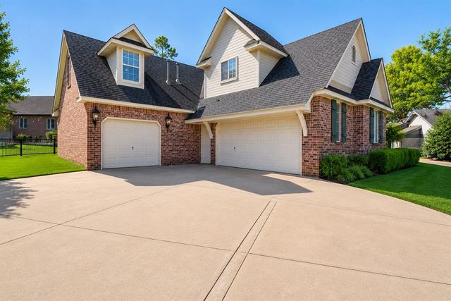 1308 Burnham Court, Edmond, OK 73025