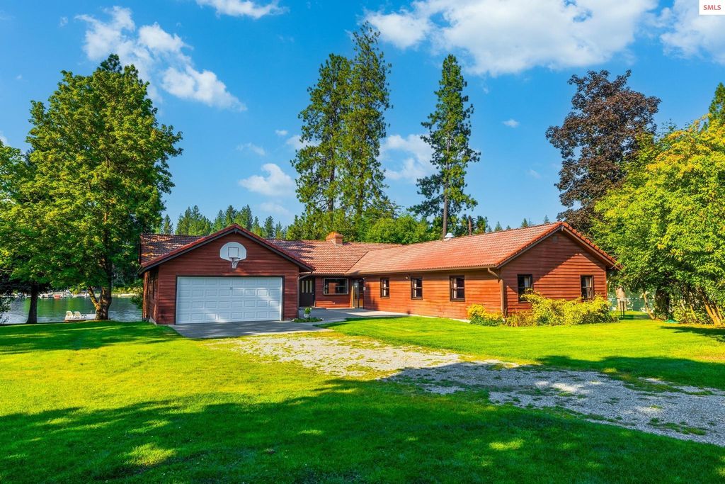 8967 W Driftwood Dr, Coeur d'Alene, ID 83814 photo 2