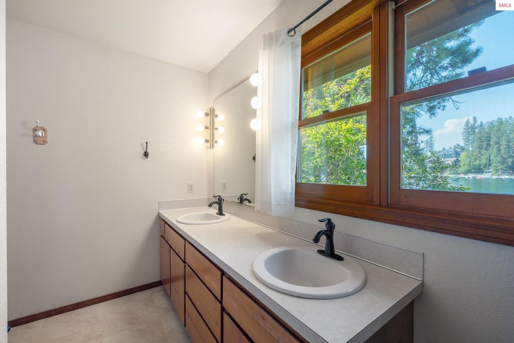 8967 W Driftwood Dr, Coeur d'Alene, ID 83814 photo 24