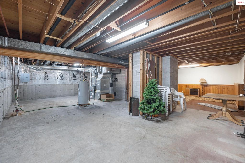 8967 W Driftwood Dr, Coeur d'Alene, ID 83814 photo 33