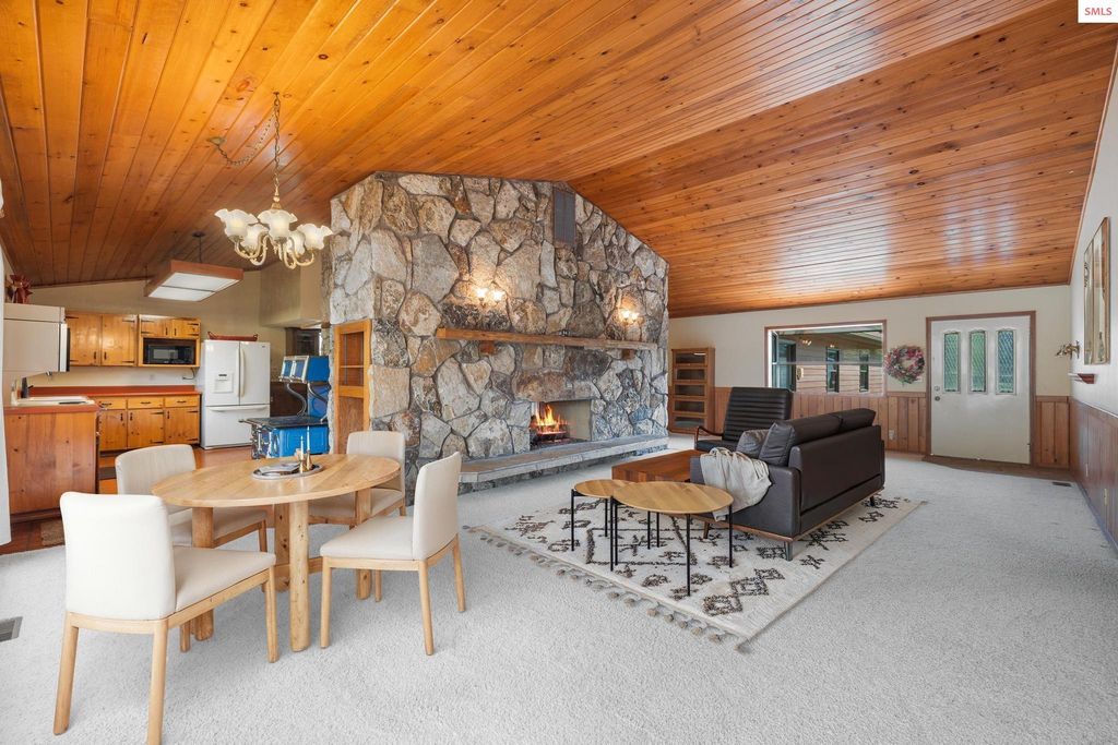 8967 W Driftwood Dr, Coeur d'Alene, ID 83814 photo 7