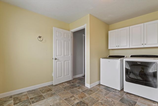 11625 Sharpe Bridge Court, Granger, IN 46530