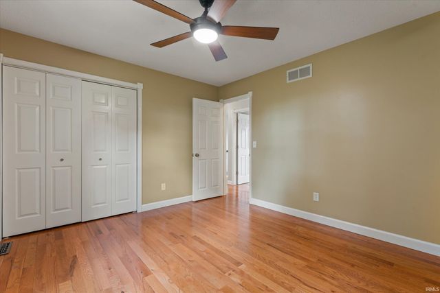 11625 Sharpe Bridge Court, Granger, IN 46530