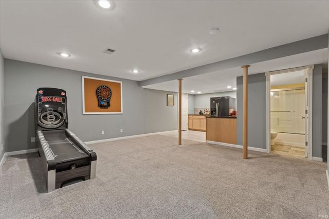 11625 Sharpe Bridge Court, Granger, IN 46530