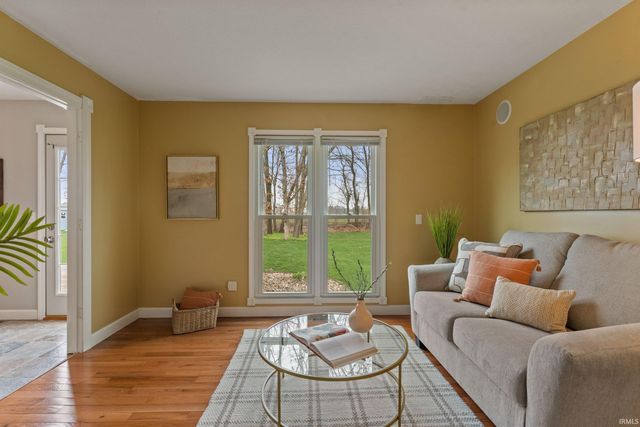 11625 Sharpe Bridge Court, Granger, IN 46530