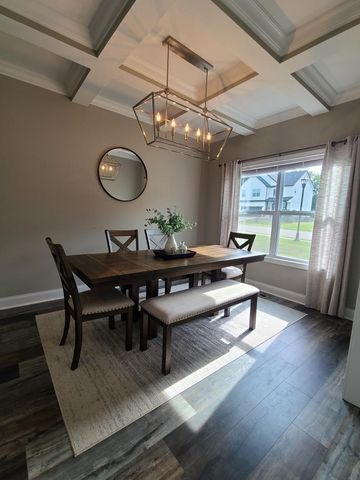 1308 Sussex Dr, Clarksville, TN 37042