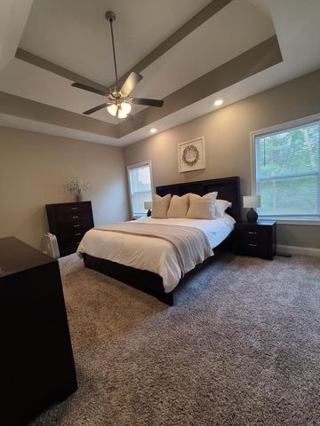 1308 Sussex Dr, Clarksville, TN 37042