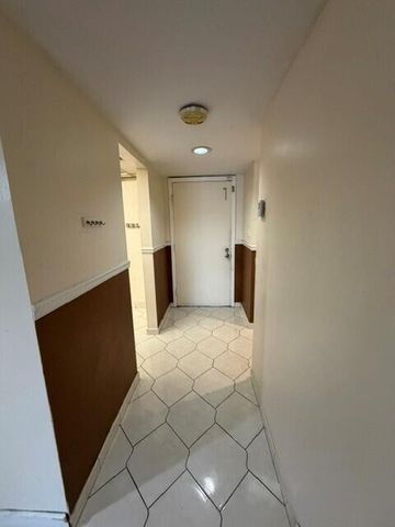 3341 NW 47th Terrace 408, Lauderdale Lakes, FL 33319