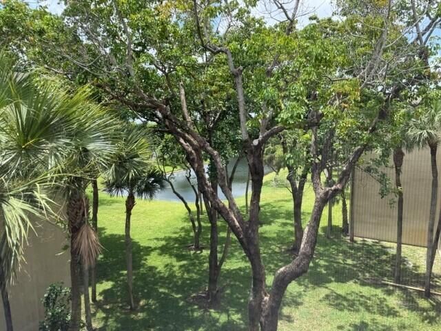 3341 NW 47th Terrace 408, Lauderdale Lakes, FL 33319