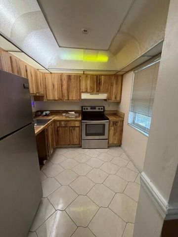 3341 NW 47th Terrace 408, Lauderdale Lakes, FL 33319