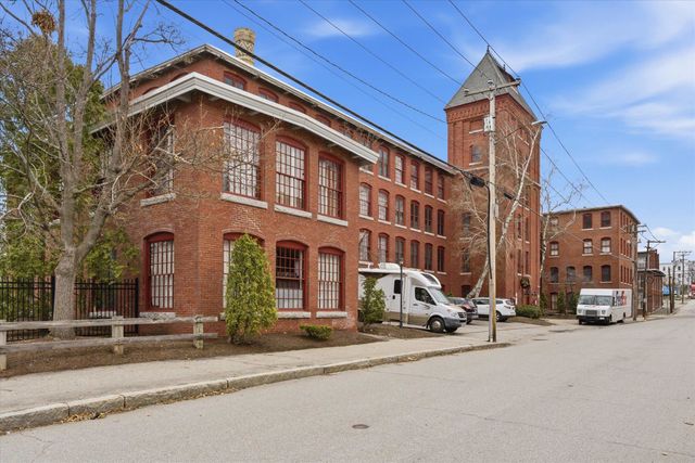 470 Silver St Apt 222, Manchester, NH 03103