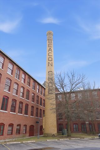 470 Silver St Apt 222, Manchester, NH 03103