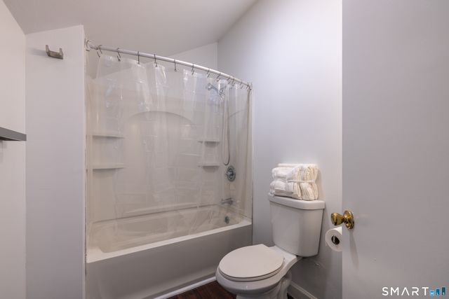 1 Peck Avenue 11, West Haven, CT 06516