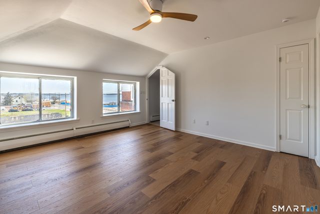 1 Peck Avenue 11, West Haven, CT 06516