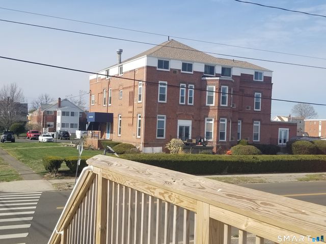 1 Peck Avenue 11, West Haven, CT 06516