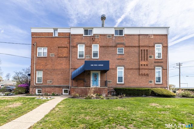 1 Peck Avenue 11, West Haven, CT 06516